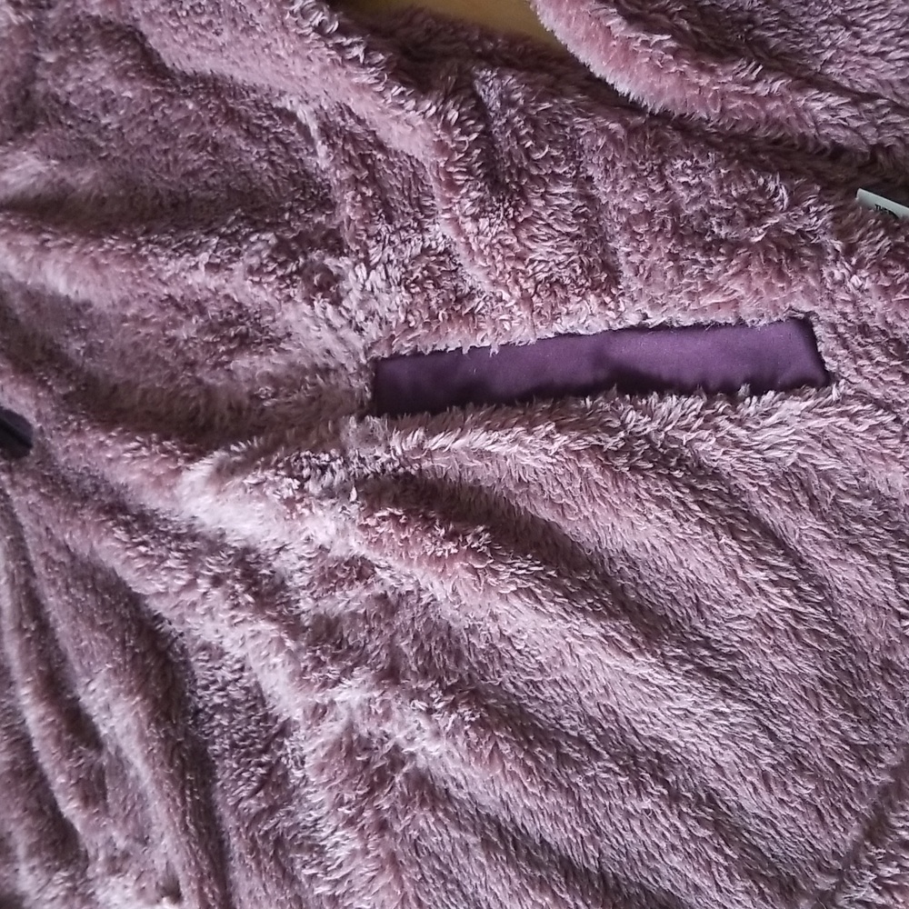 The North Face Furry Fleece Pullover - Picture 2 of 9